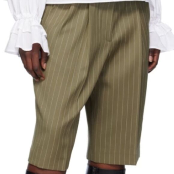 NWT MSGM Khaki Pinstripe Shorts Size IT44 Waist US 30 - Picture 1 of 10